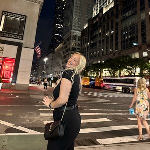 Meet your Posher, Jasmine